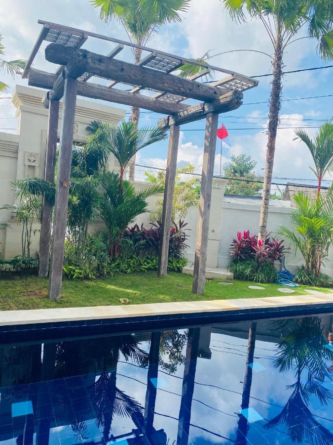 Lilis Ikvala Radha Hotel Canggu  Bagian luar foto