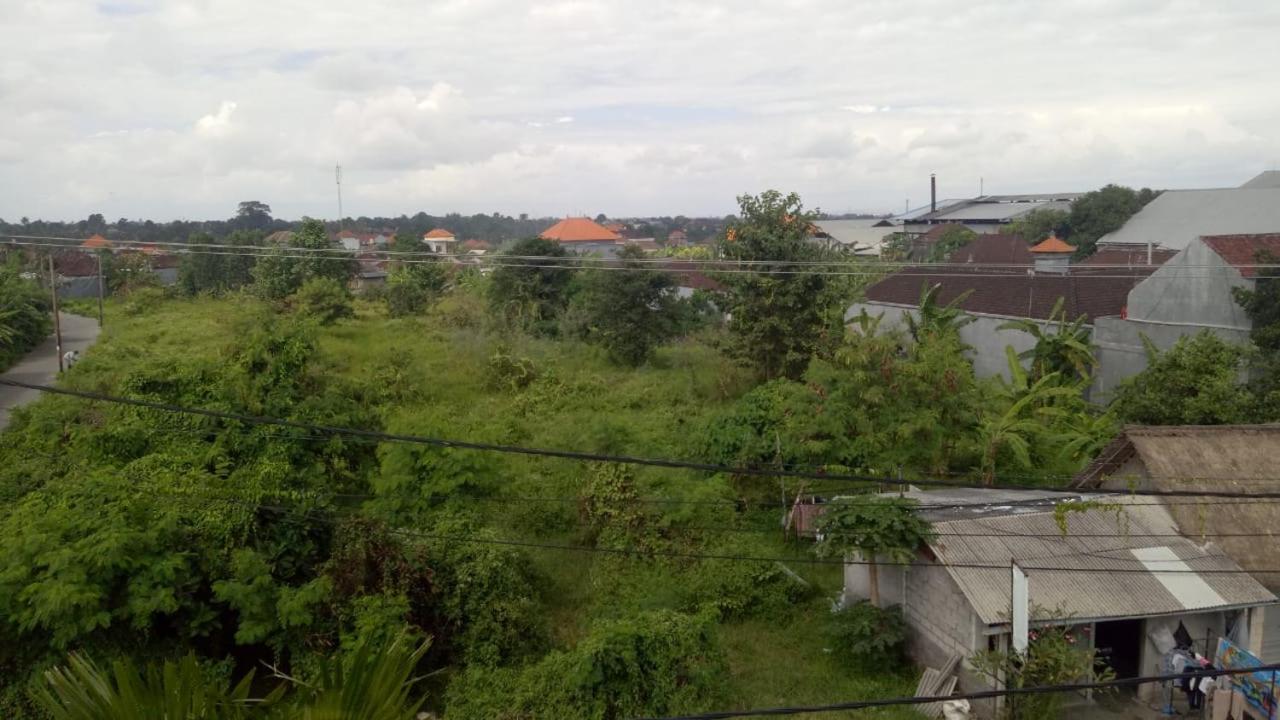 Lilis Ikvala Radha Hotel Canggu  Bagian luar foto
