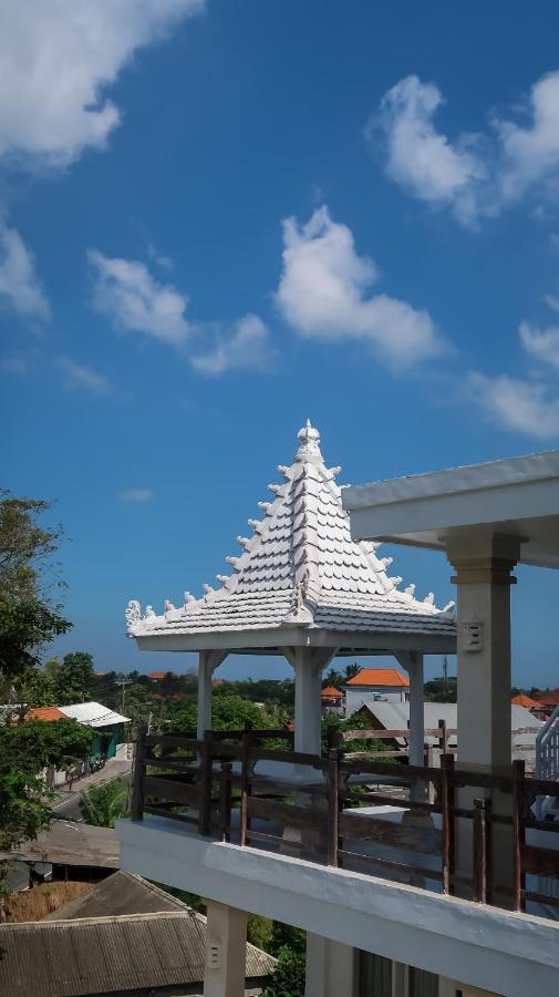 Lilis Ikvala Radha Hotel Canggu  Bagian luar foto